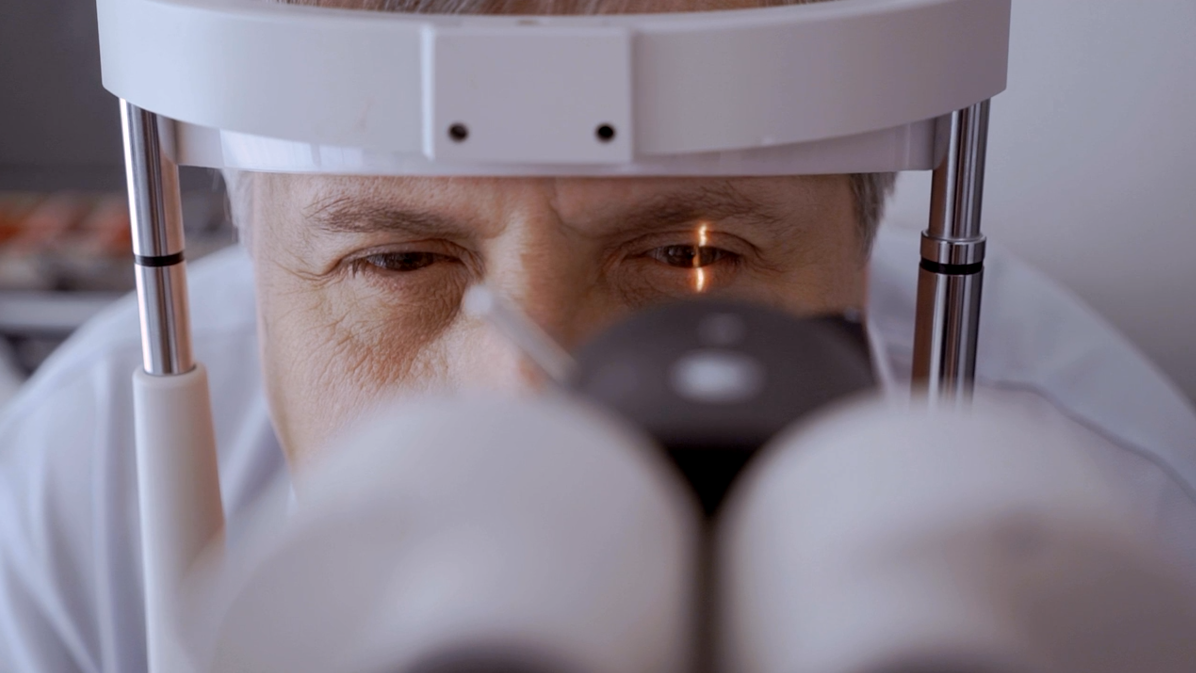 Linseudskiftning (RLE) efter øjenlaser – kan det lade sig gøre?